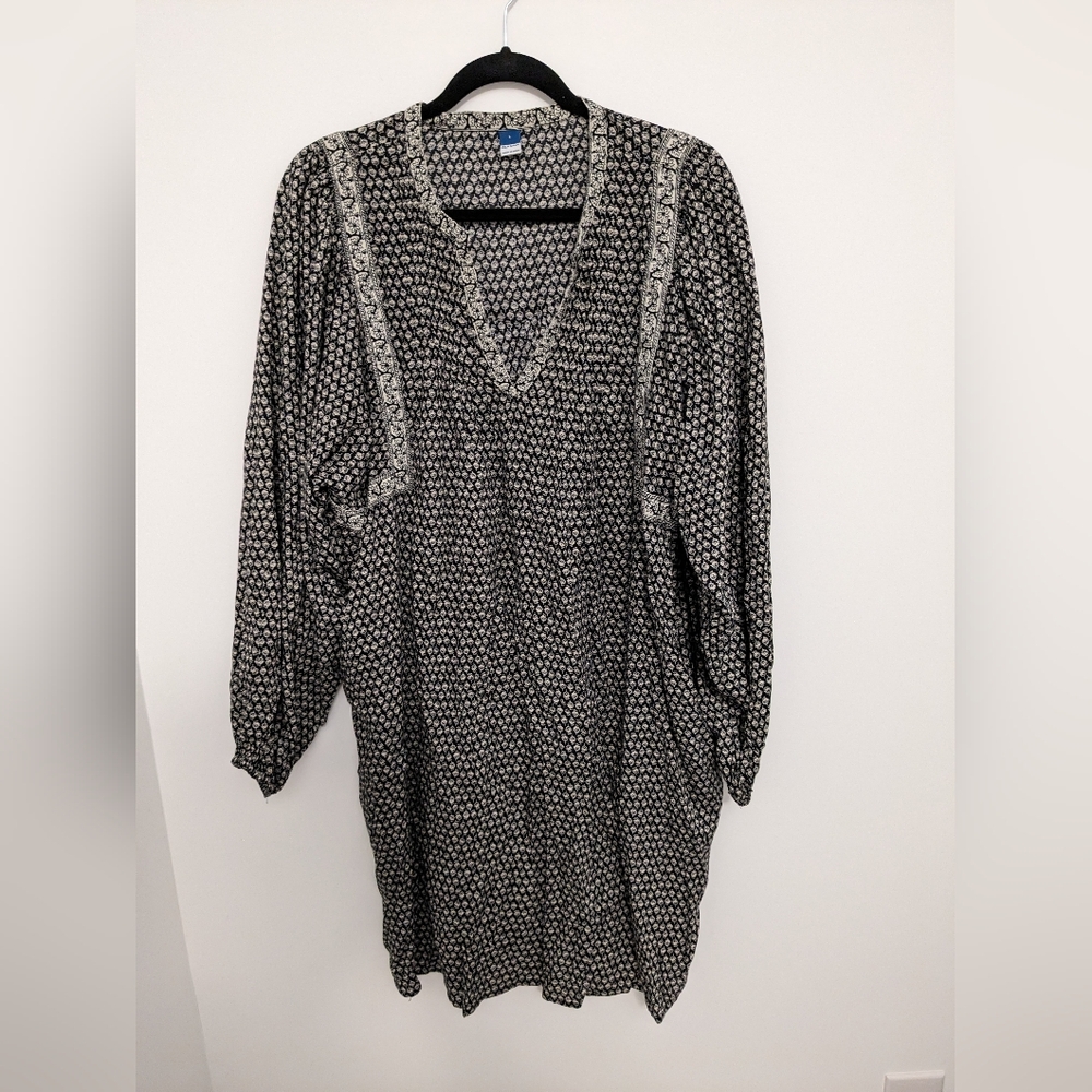 Old Navy Large Floral Long Sleeve Dress